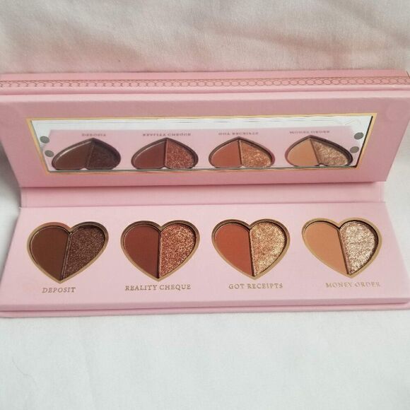 P.Louise Get Yourself In Cheque CEO Palette - Picture 1 of 10